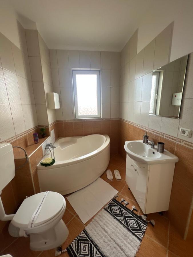 Miha Residence Arad Ngoại thất bức ảnh